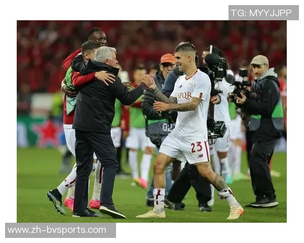 曼奇尼：罗马表现出色但争冠讨论尚早需保持冷静